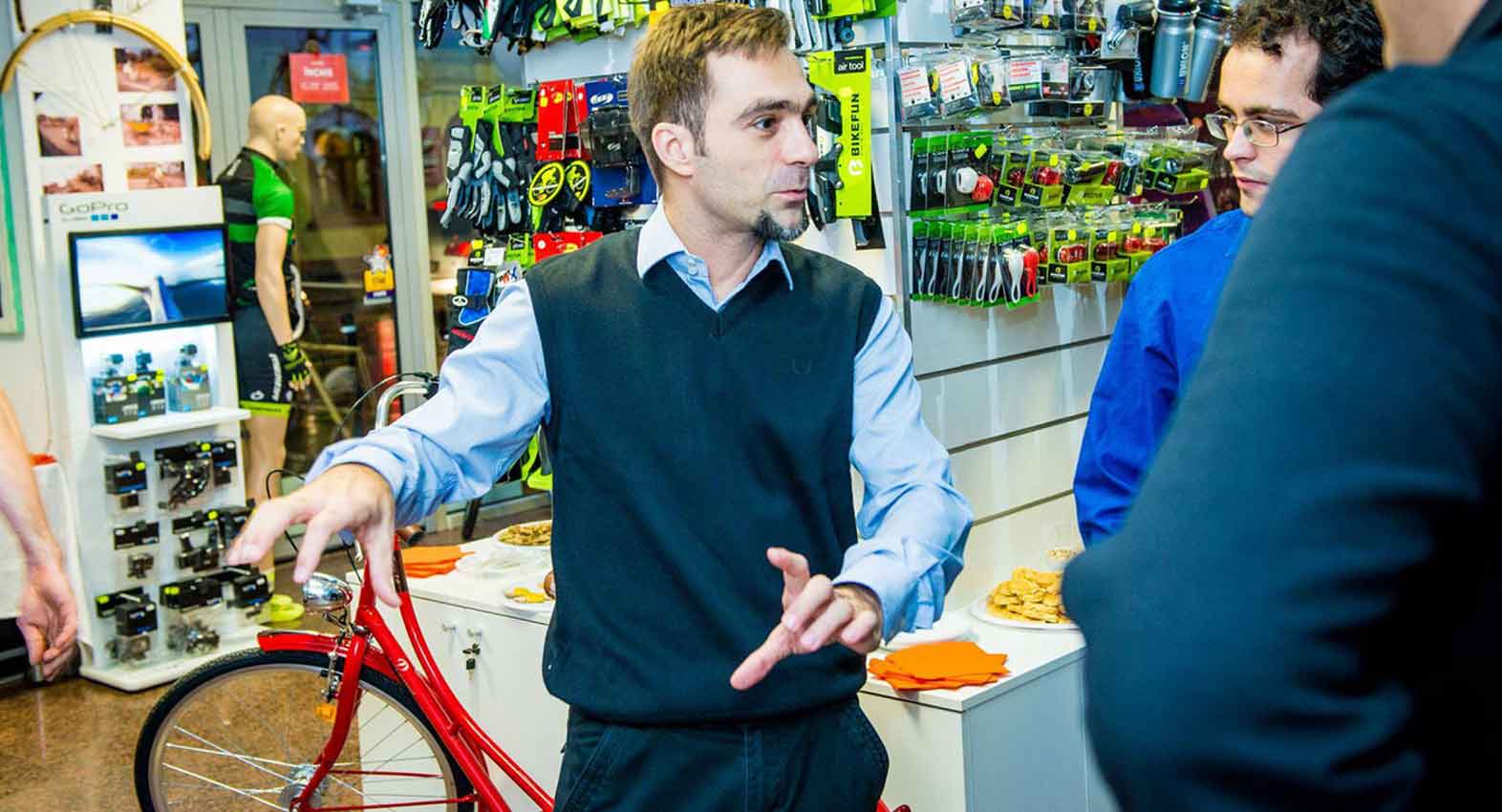 3 Ways Small Business Owners Can Help an Employee in Crisis
